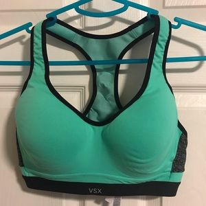 VS Incredible Sport Bra